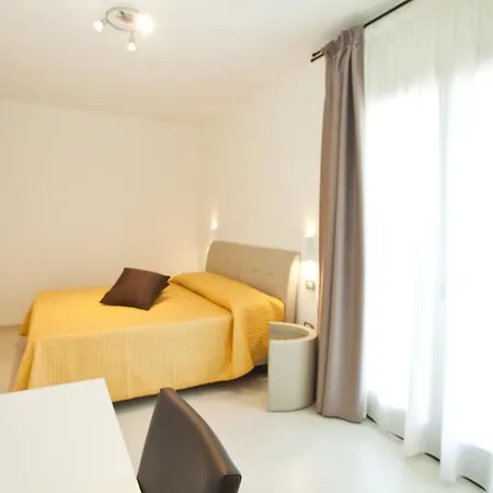 Hotel Xenia